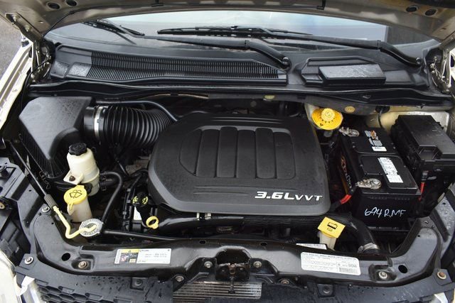 Used 2013 Dodge Grand Caravan SXT w/ Rear Park Assist Pkg image 50