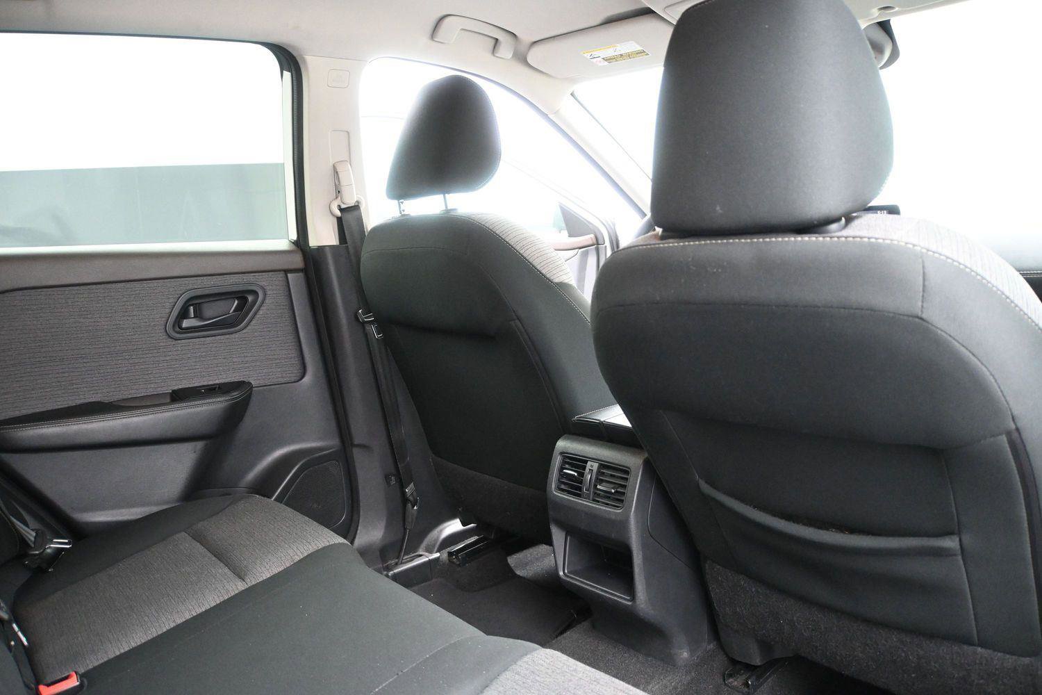 Used 2021 Nissan Rogue S AWD/4WD image 20