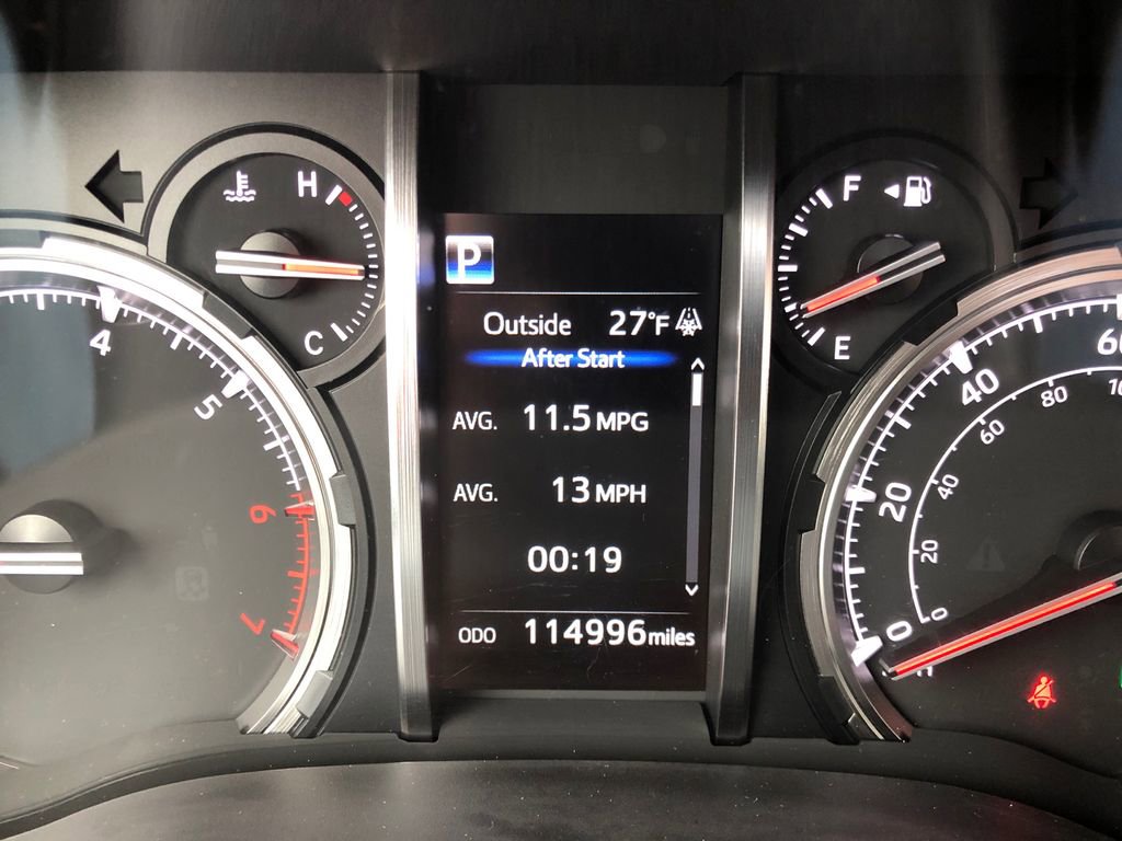 Used 2020 Toyota 4Runner Limited image 34