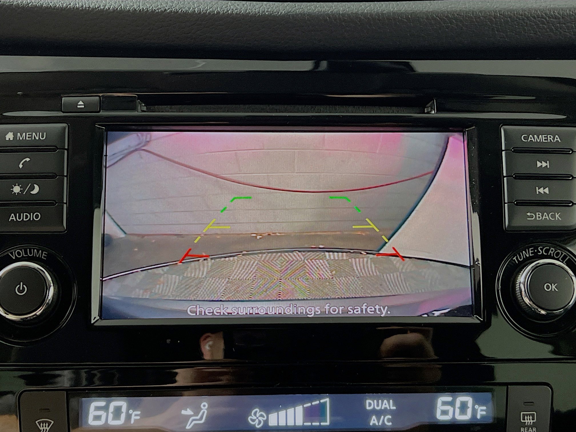 Used 2019 Nissan Rogue SV image 27