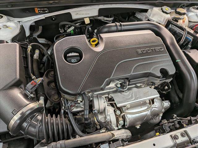 Used 2024 Chevrolet Malibu RS FWD image 28