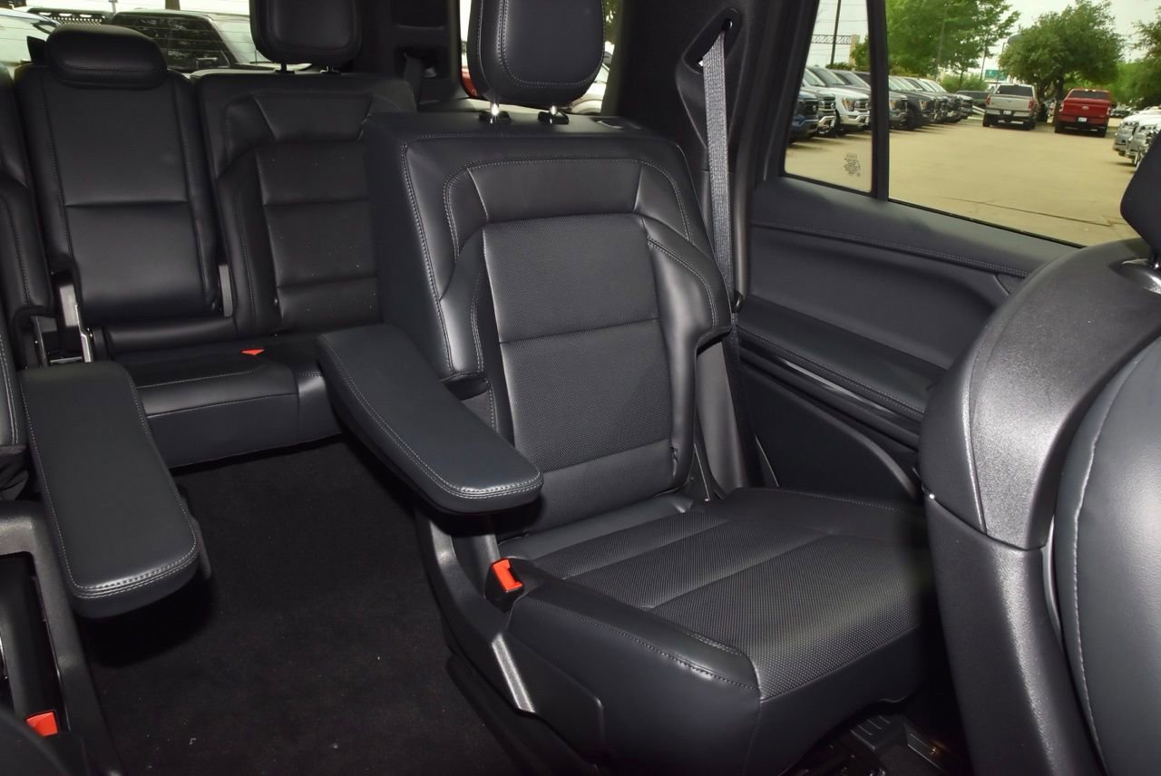 New 2026 Lincoln Navigator Reserve w/ Jet Appearance Package image 29