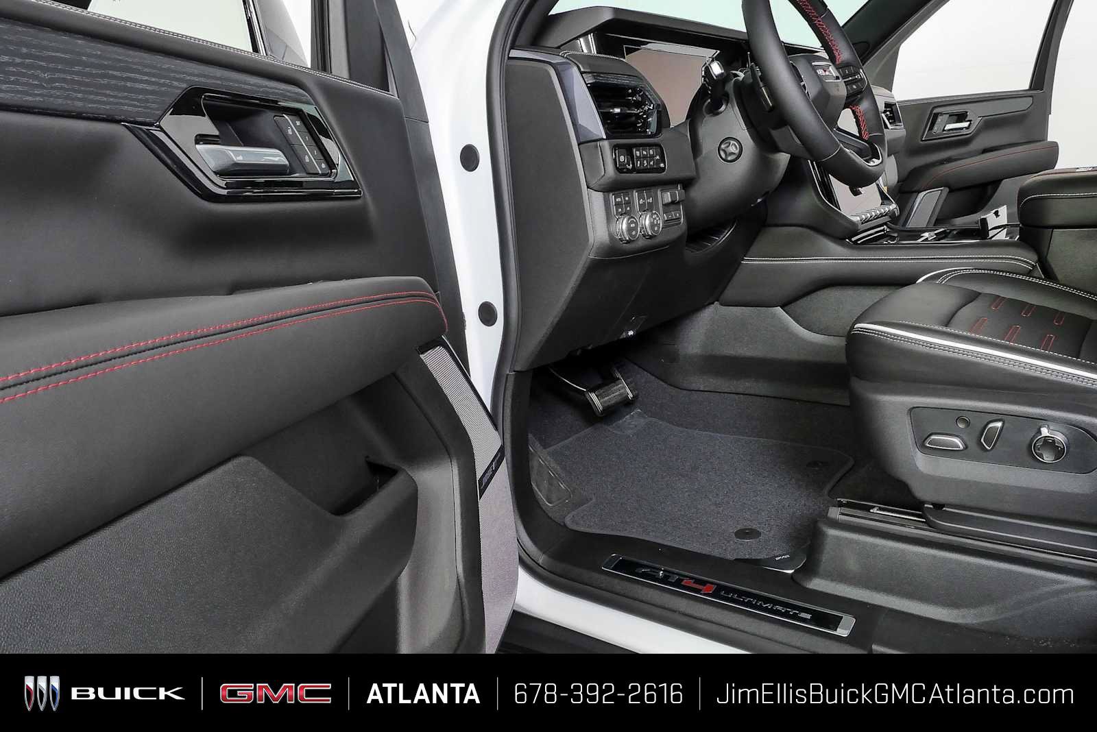 New 2026 GMC Yukon XL AT4 Ultimate AWD/4WD image 9