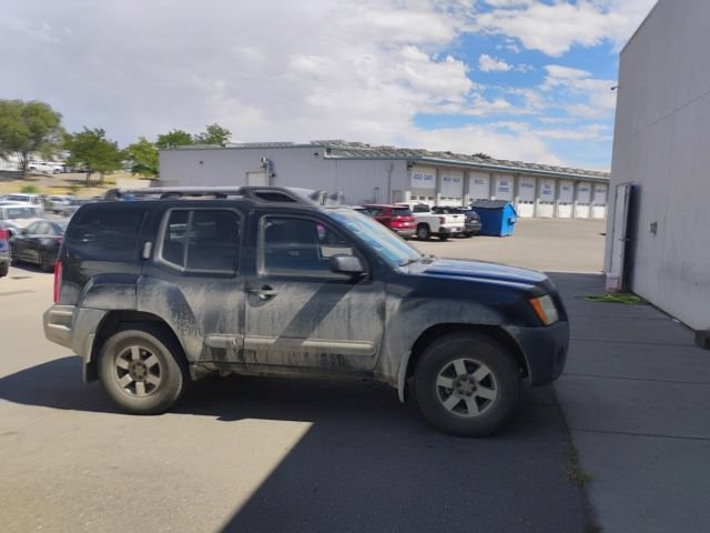Used 2011 Nissan Xterra PRO-4X w/ Pro-4x Leather Pkg AWD/4WD image 2