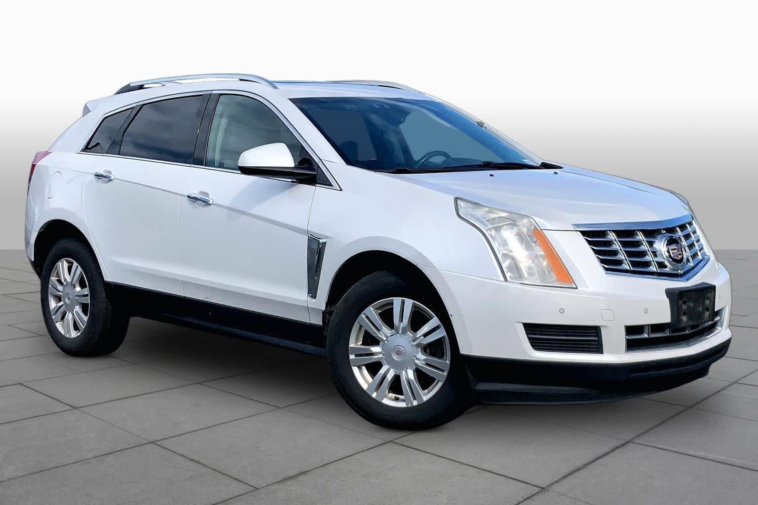 Used 2014 Cadillac SRX Luxury FWD image 3