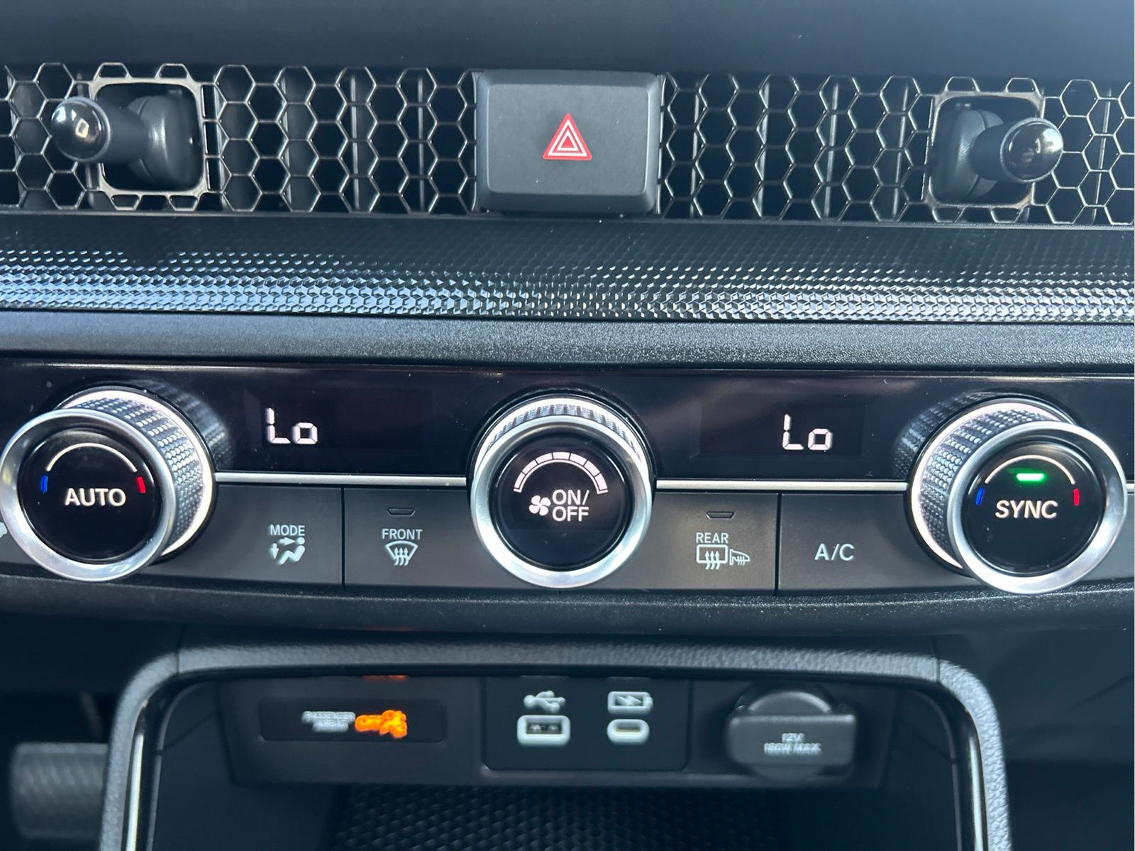 Used 2025 Honda CR-V EX image 31