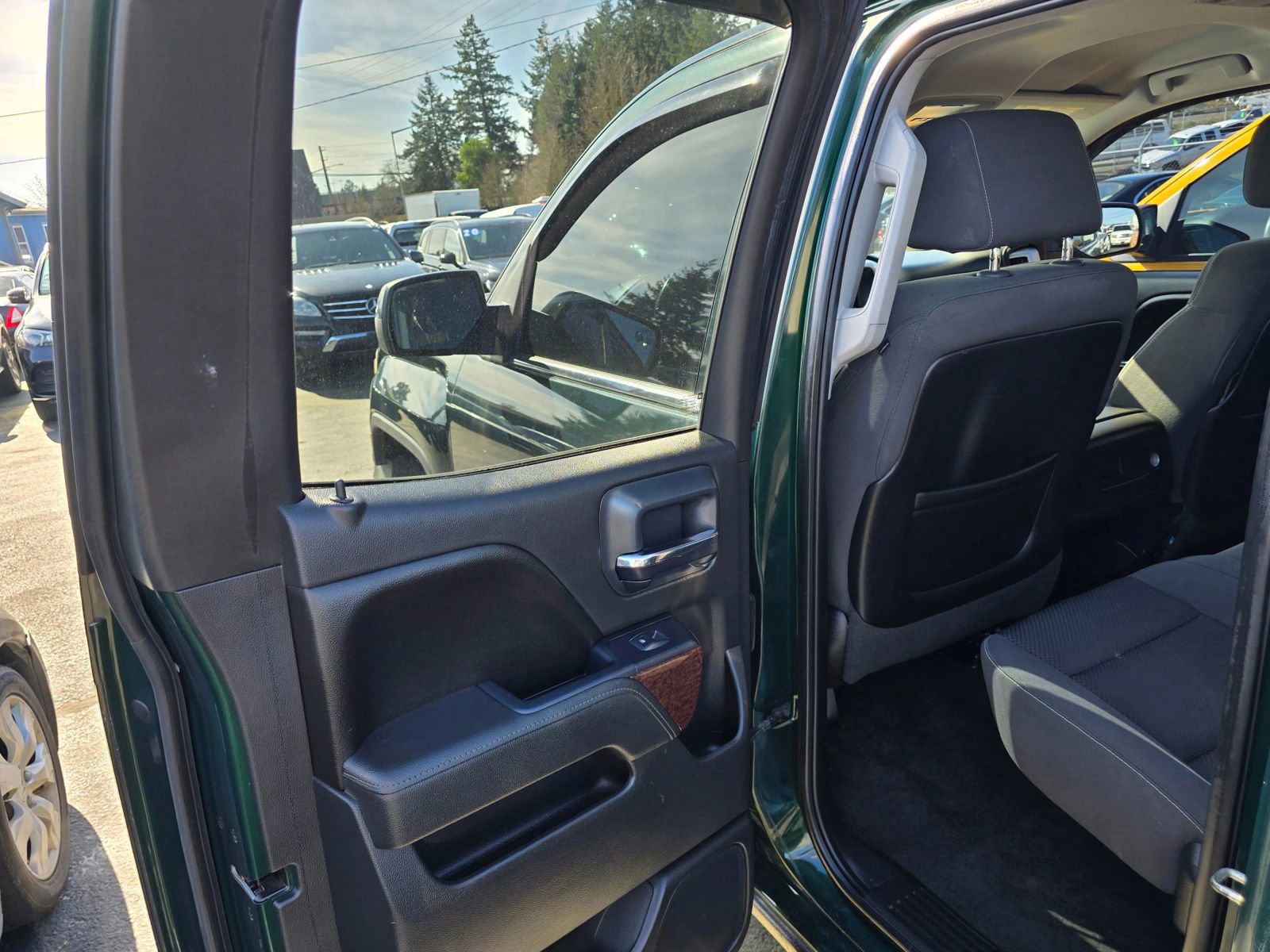 Used 2014 GMC Sierra 1500 SLE w/ SLE Value Package AWD/4WD image 14