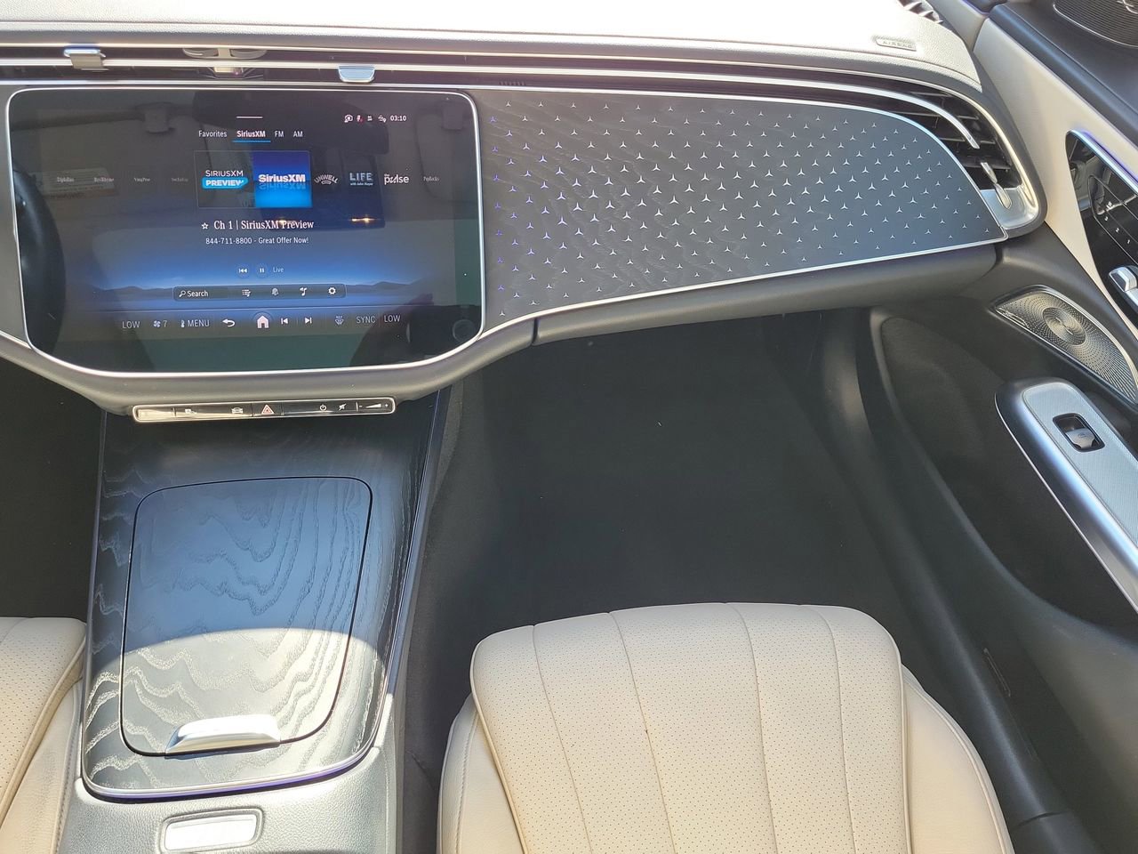 Certified 2024 Mercedes-Benz E 350 4MATIC Sedan image 17