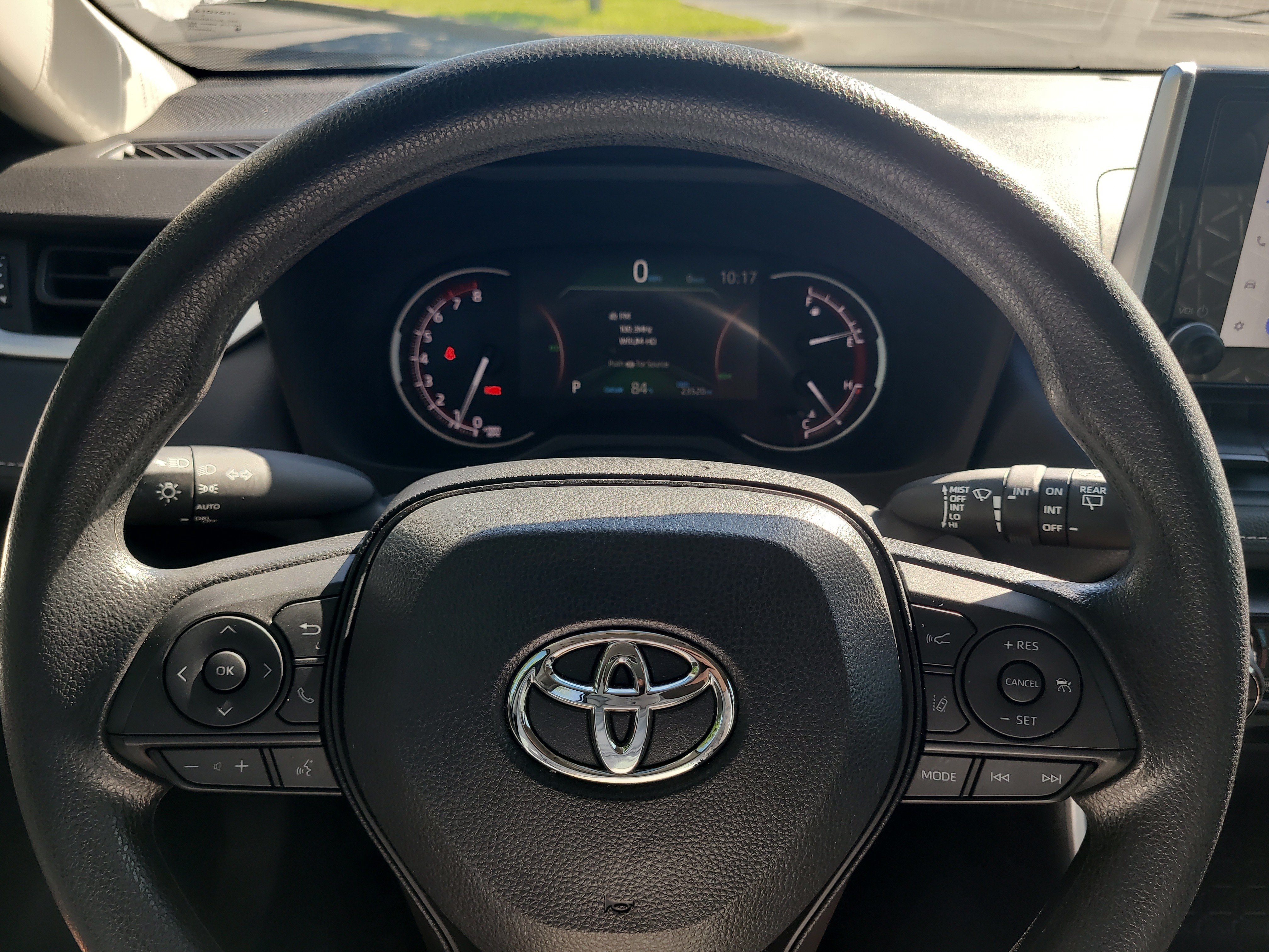 Certified 2025 Toyota RAV4 XLE AWD/4WD image 29