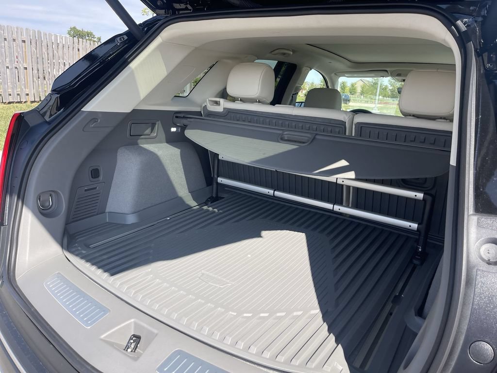 New 2026 Cadillac XT5 Premium Luxury w/ Driver Assist Package FWD image 15