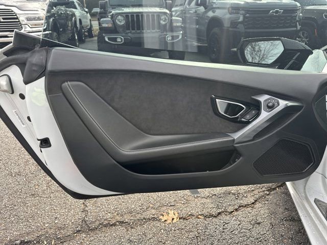 Used 2017 Lamborghini Huracan LP 580-2 image 10