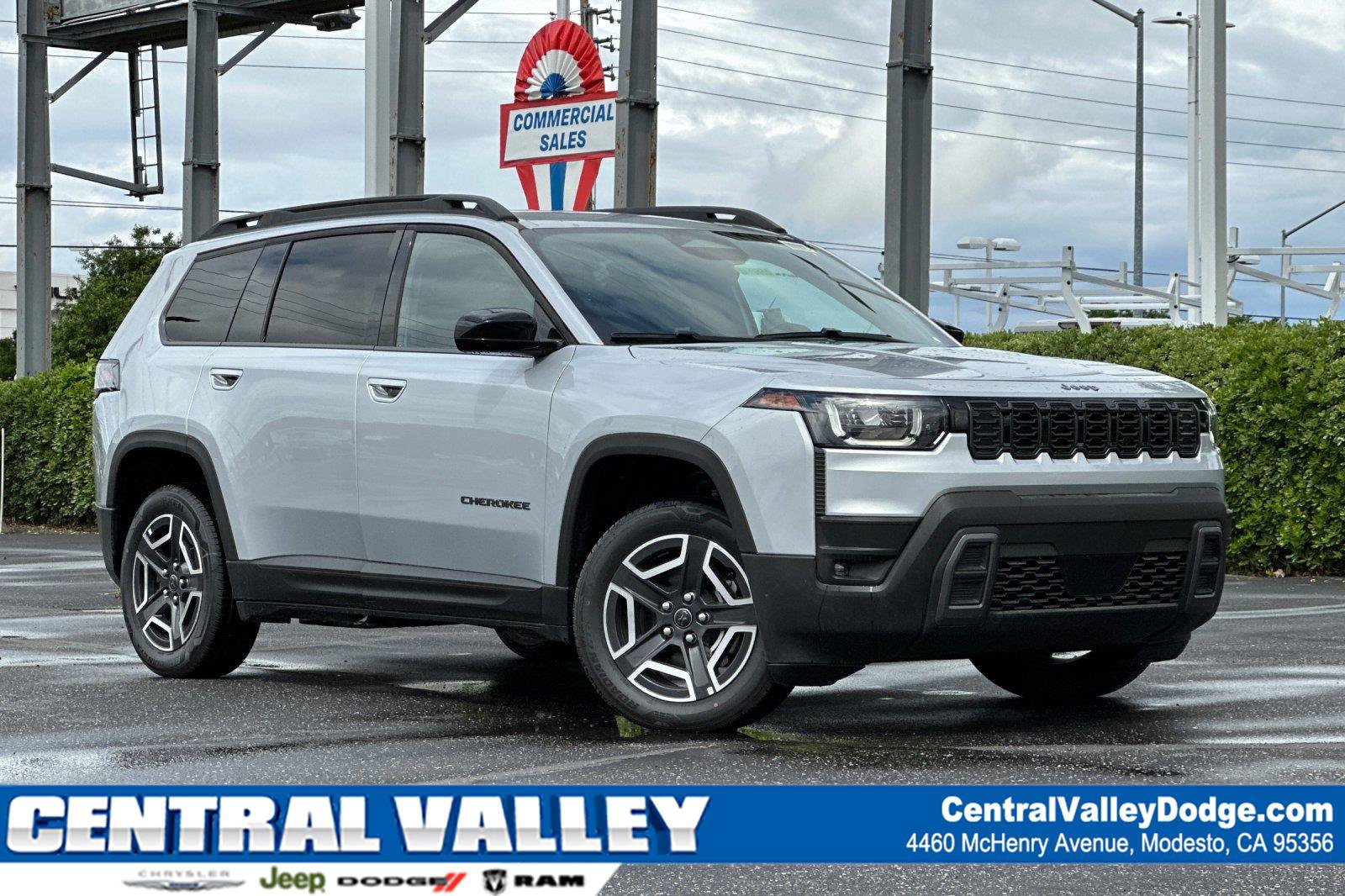 New 2026 Jeep Cherokee Laredo AWD/4WD image 1