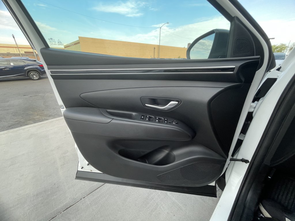 Used 2023 Hyundai Santa Cruz SEL Premium w/ Cargo Package AWD/4WD image 22
