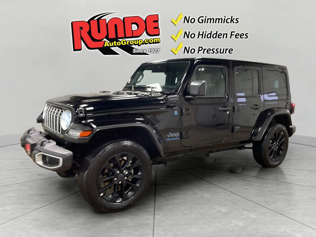Used 2025 Jeep Wrangler Unlimited Sahara w/ Safety Group