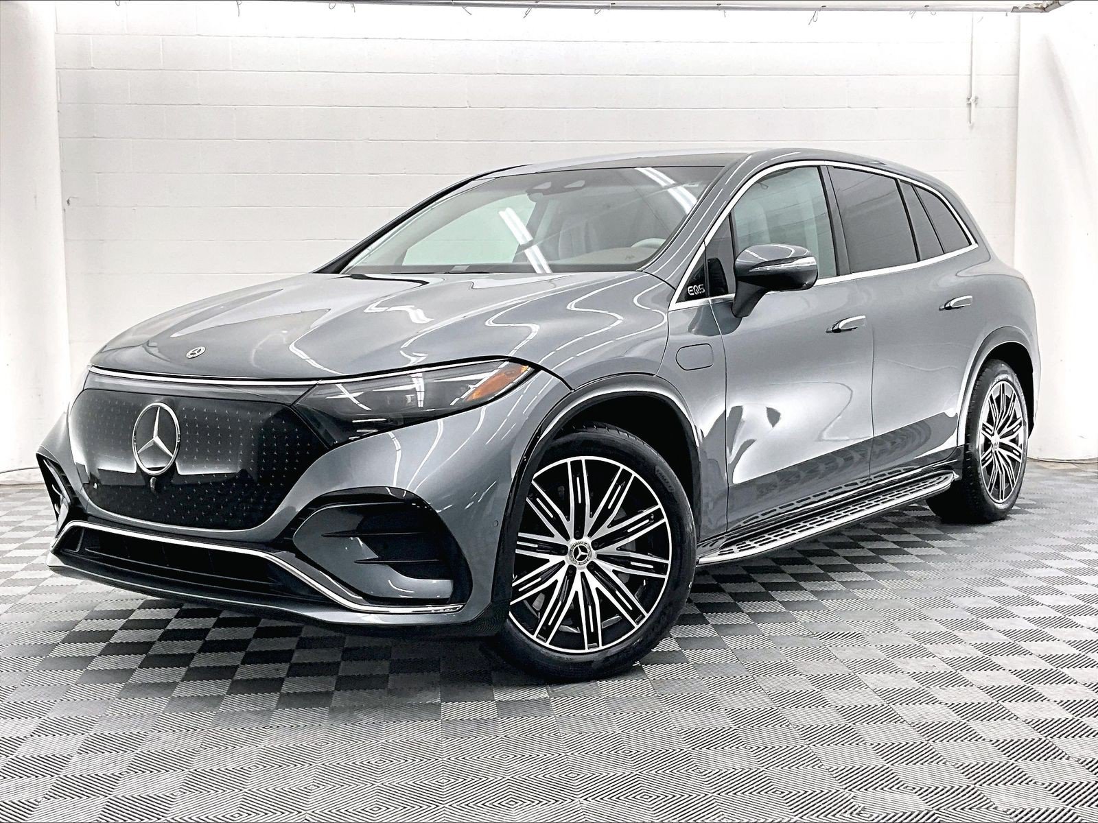 Certified 2024 Mercedes-Benz EQS 450+ SUV image 13