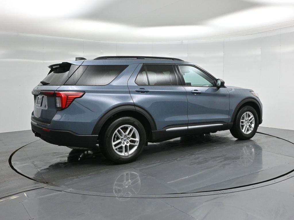 Certified 2025 Ford Explorer Active image 27