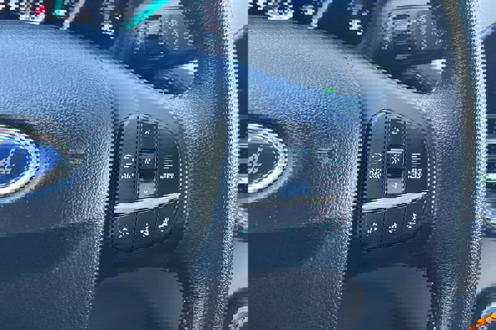 Used 2020 Ford Escape SEL image 27