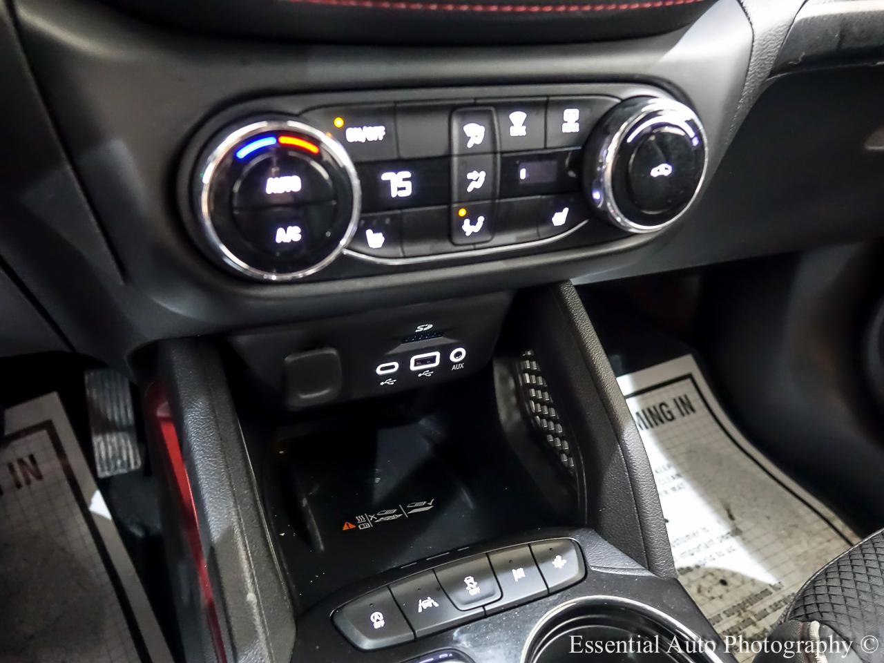 Used 2022 Chevrolet TrailBlazer RS w/ Sun and Liftgate Package image 24