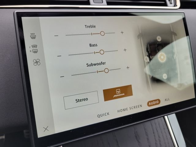 Used 2026 Land Rover Range Rover Evoque Dynamic SE image 34