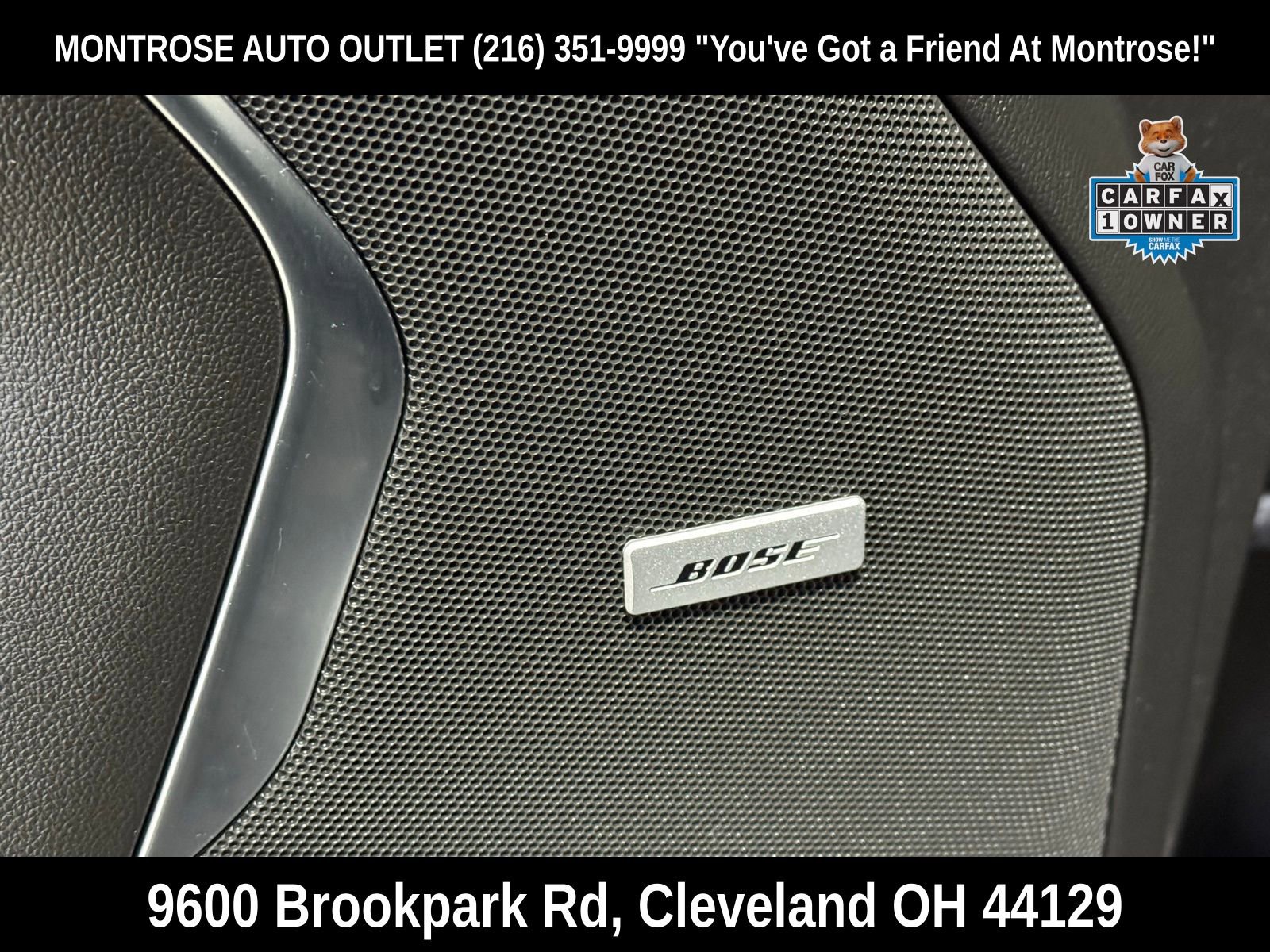 Used 2023 GMC Yukon XL SLT w/ SLT Premium Package image 13