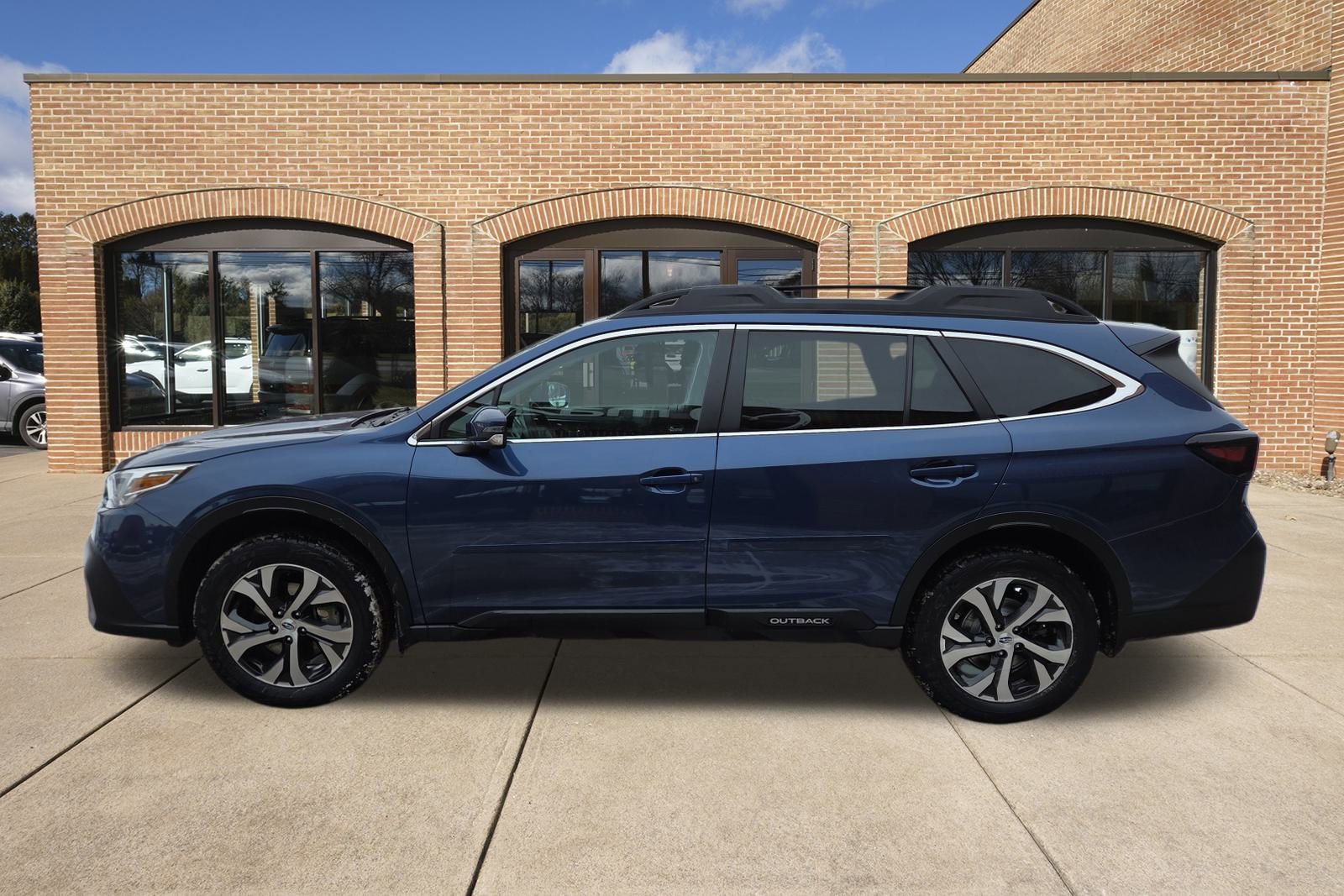 Used 2020 Subaru Outback Limited w/ Popular Package #2 image 7
