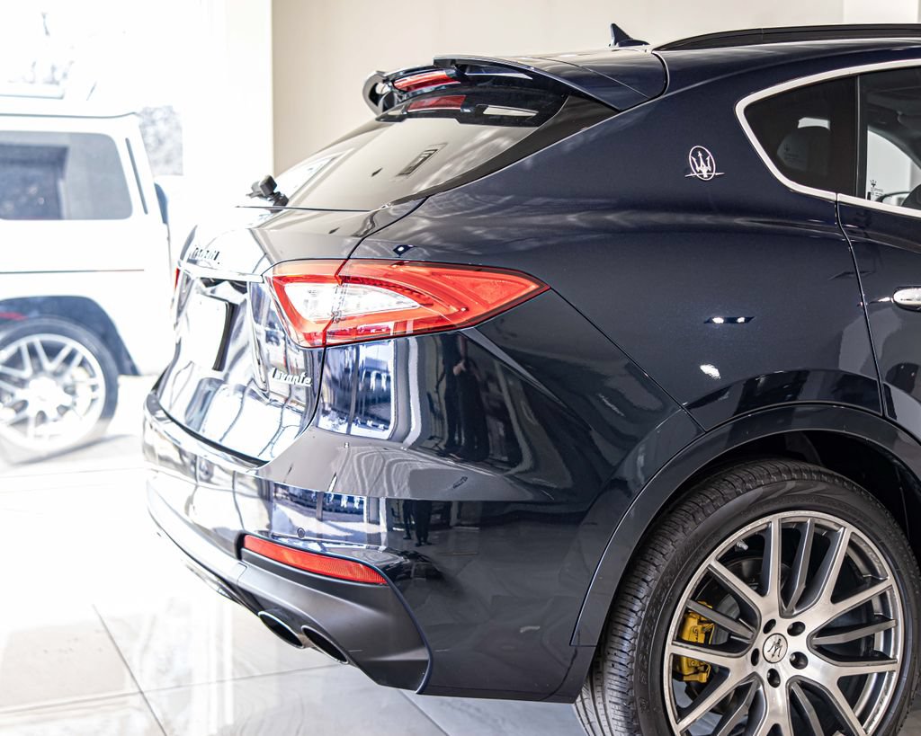 Used 2019 Maserati Levante S GranSport AWD/4WD image 12