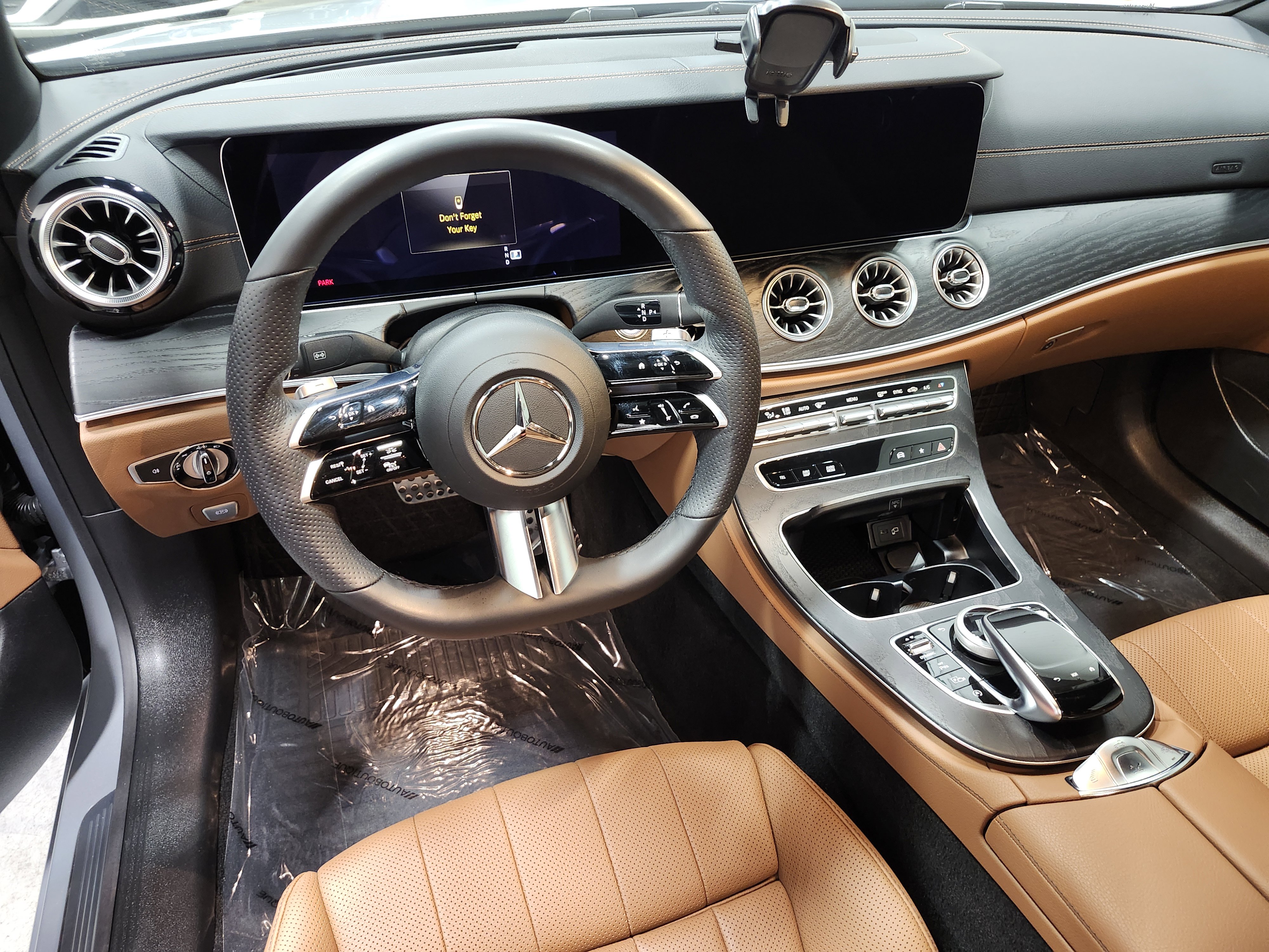 Used 2021 Mercedes-Benz E 450 4MATIC Cabriolet image 29