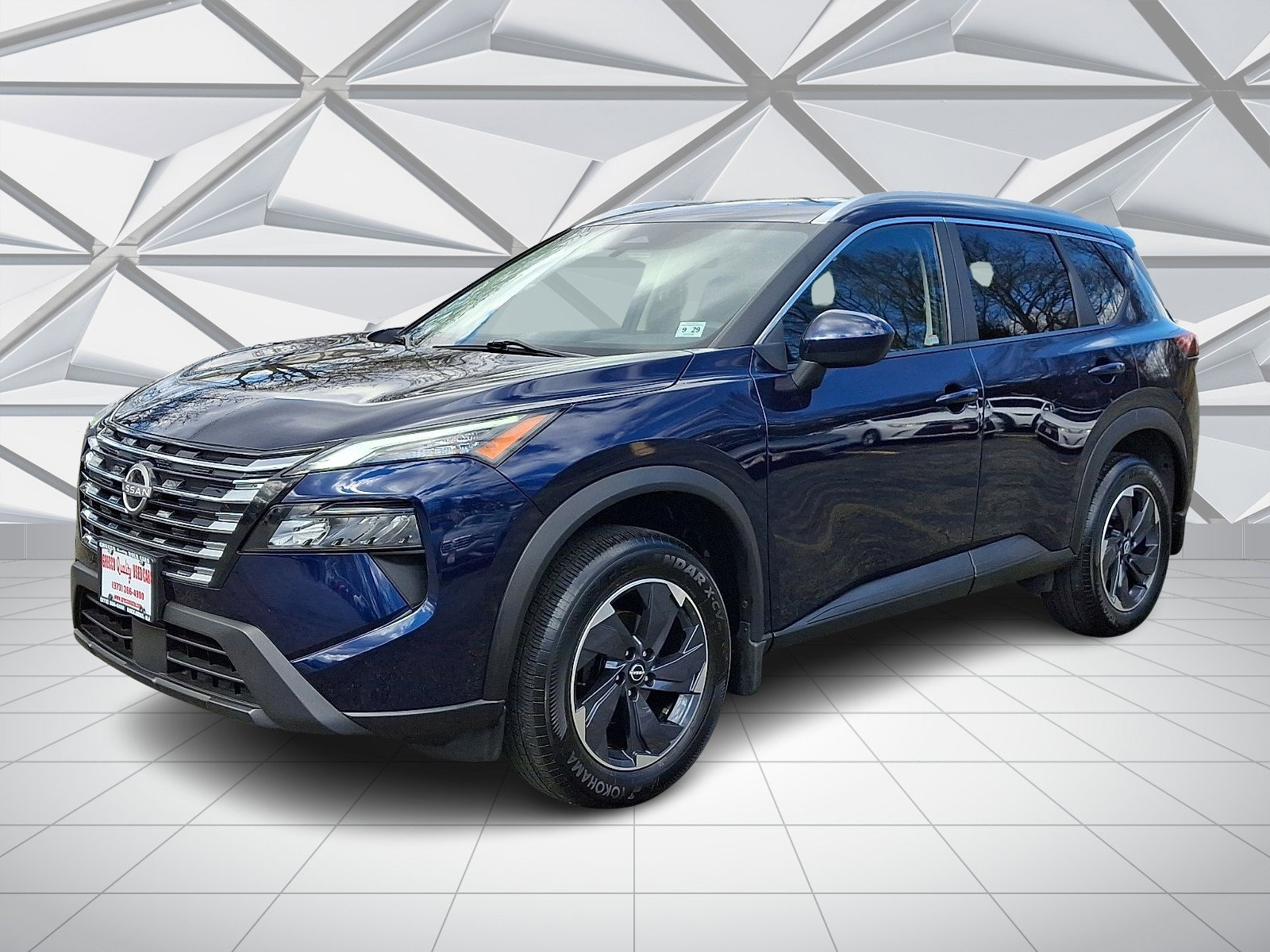 Used 2024 Nissan Rogue SV w/ SV Premium Package image 4