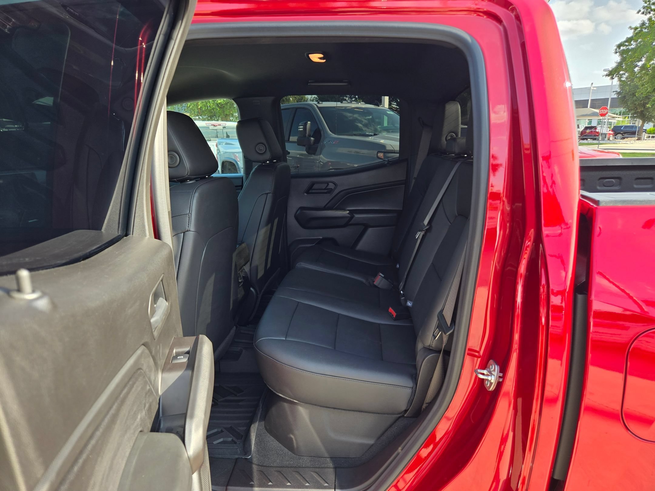Certified 2025 Chevrolet Colorado Trail Boss AWD/4WD image 19