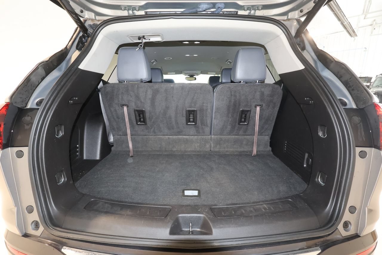 Used 2019 Buick Enclave Essence FWD image 15