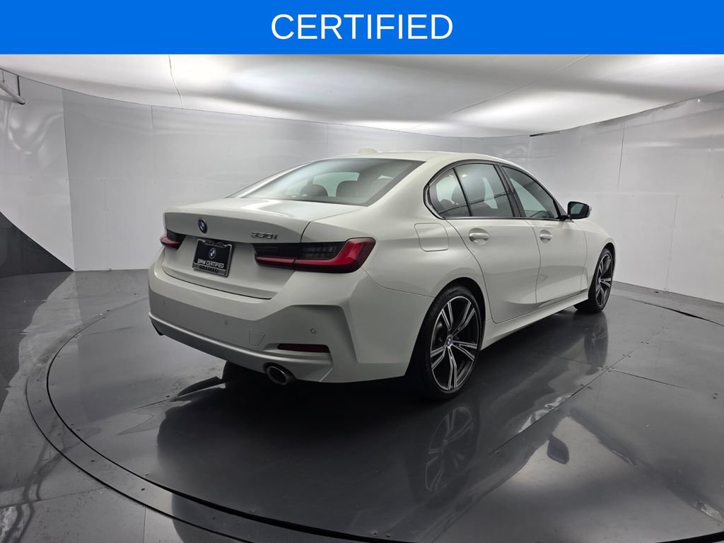 Used 2023 BMW 330i Sedan w/ Driving Assistance Package RWD image 4
