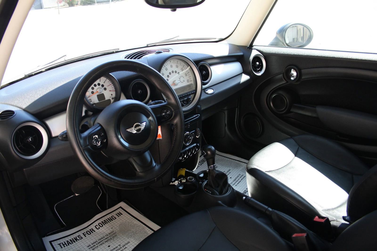 Used 2011 MINI Cooper Hardtop image 10