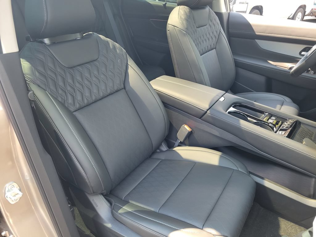New 2026 Nissan Murano Platinum w/ Cargo Package AWD/4WD image 38