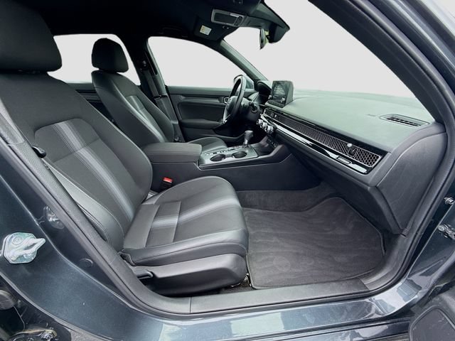 Used 2025 Honda Civic Sport image 35