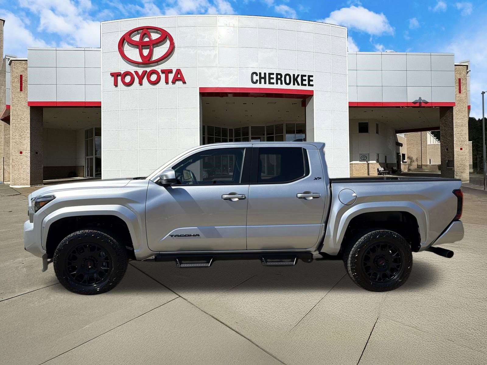 Used 2026 Toyota Tacoma SR5 RWD image 8