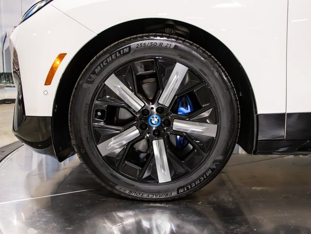 Used 2024 BMW iX M60 AWD/4WD image 5