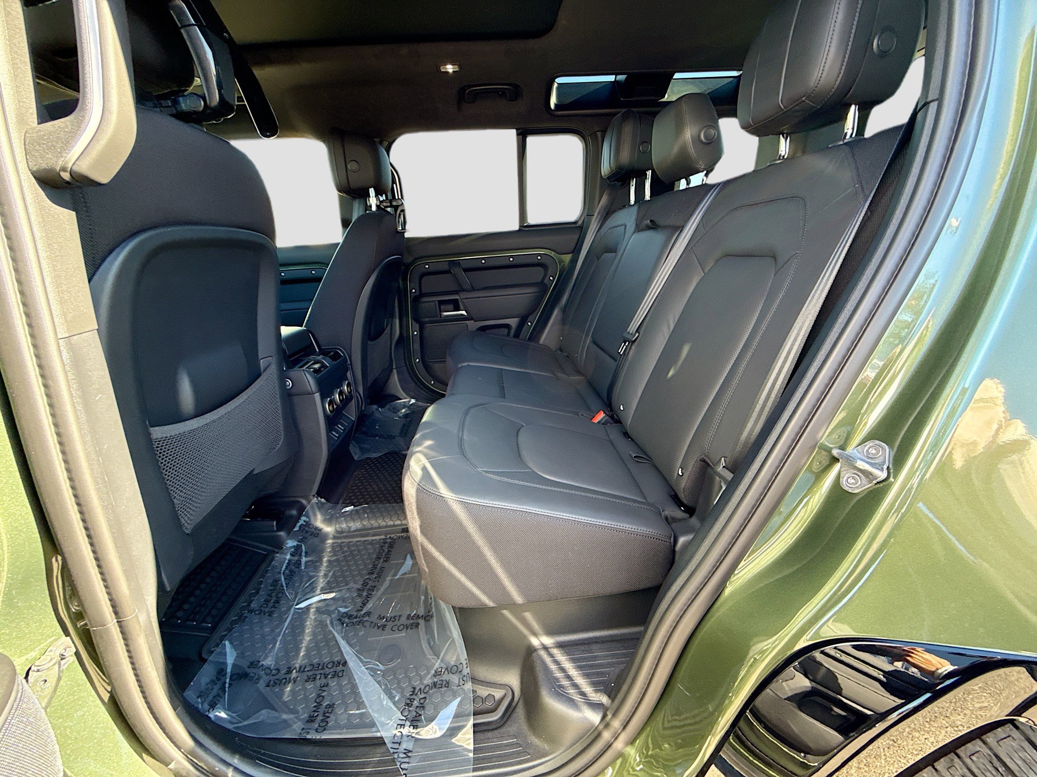 New 2026 Land Rover Defender 110 X image 21