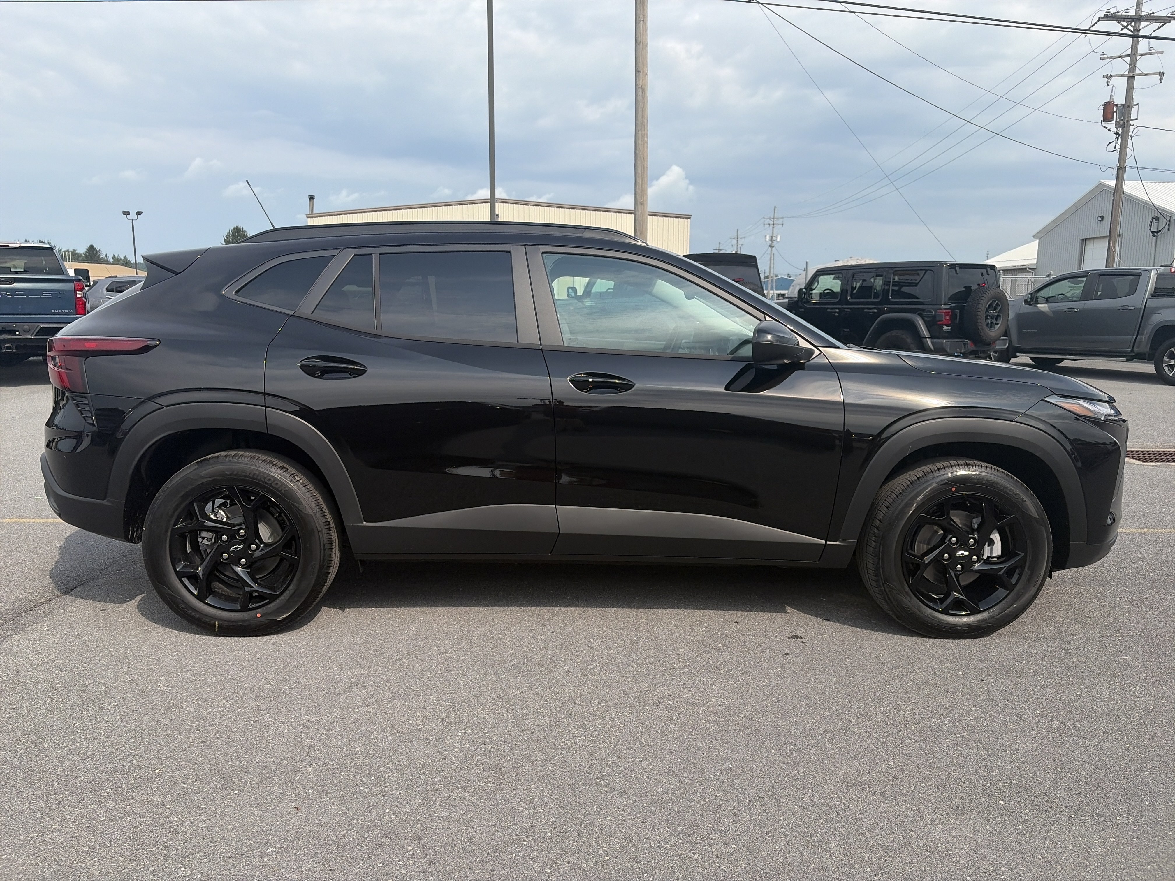 New 2026 Chevrolet Trax LT w/ Driver Confidence Package FWD image 12