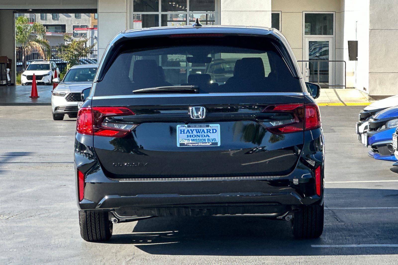 New 2026 Honda Odyssey Sport-L image 4