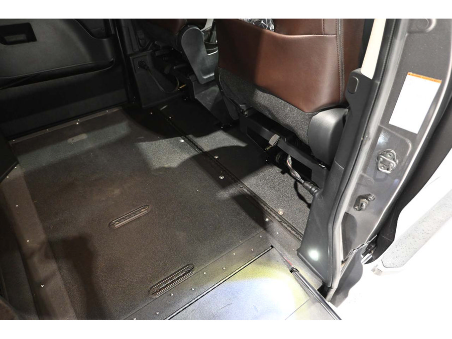 Used 2022 Toyota Sienna Platinum AWD/4WD image 19