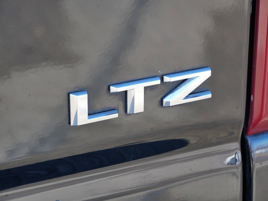 Used 2020 Chevrolet Silverado 1500 LTZ w/ LTZ Premium Package image 21