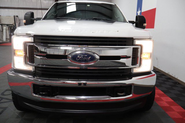 Used 2018 Ford F250 XL w/ Power Equipment Group AWD/4WD image 17