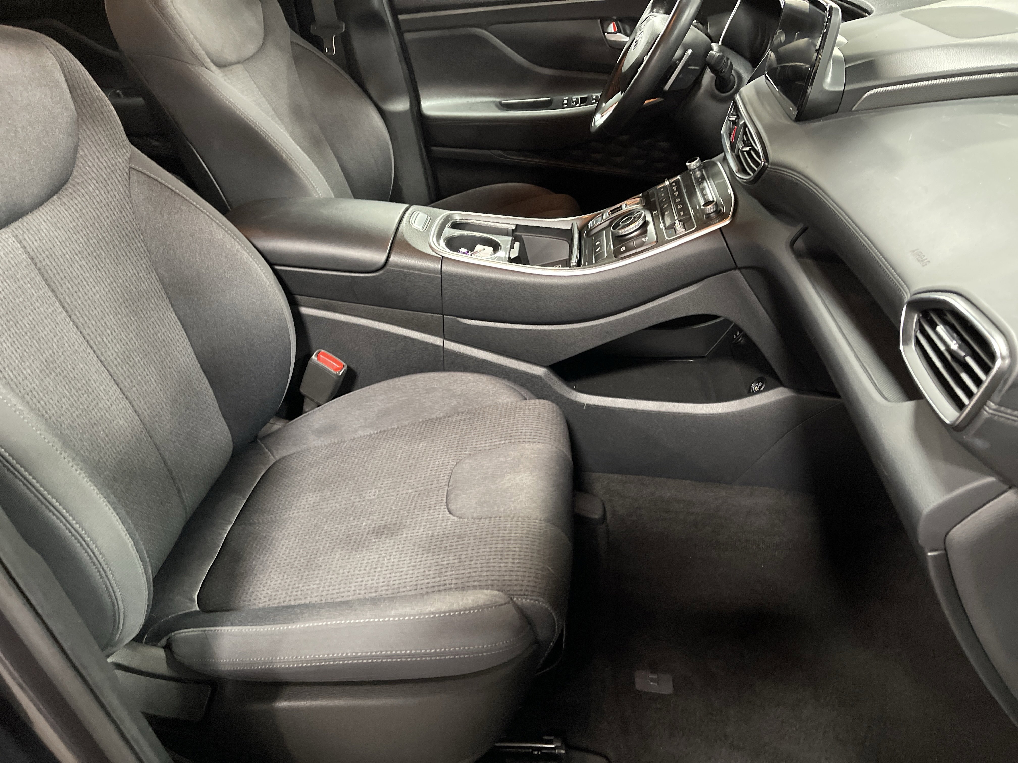 Used 2023 Hyundai Santa Fe SEL image 12