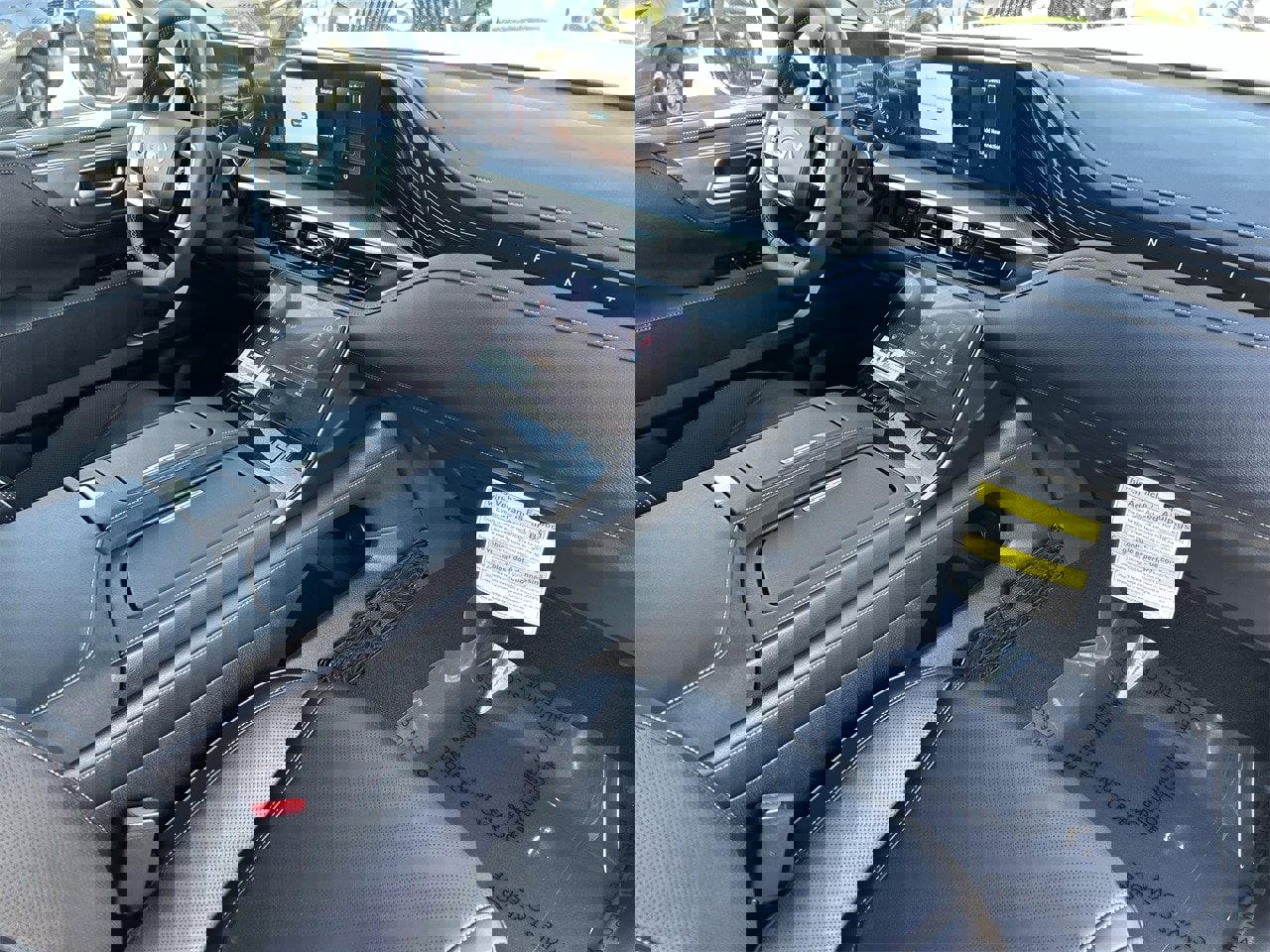 New 2026 INFINITI QX80 Luxe w/ Cargo Package image 8