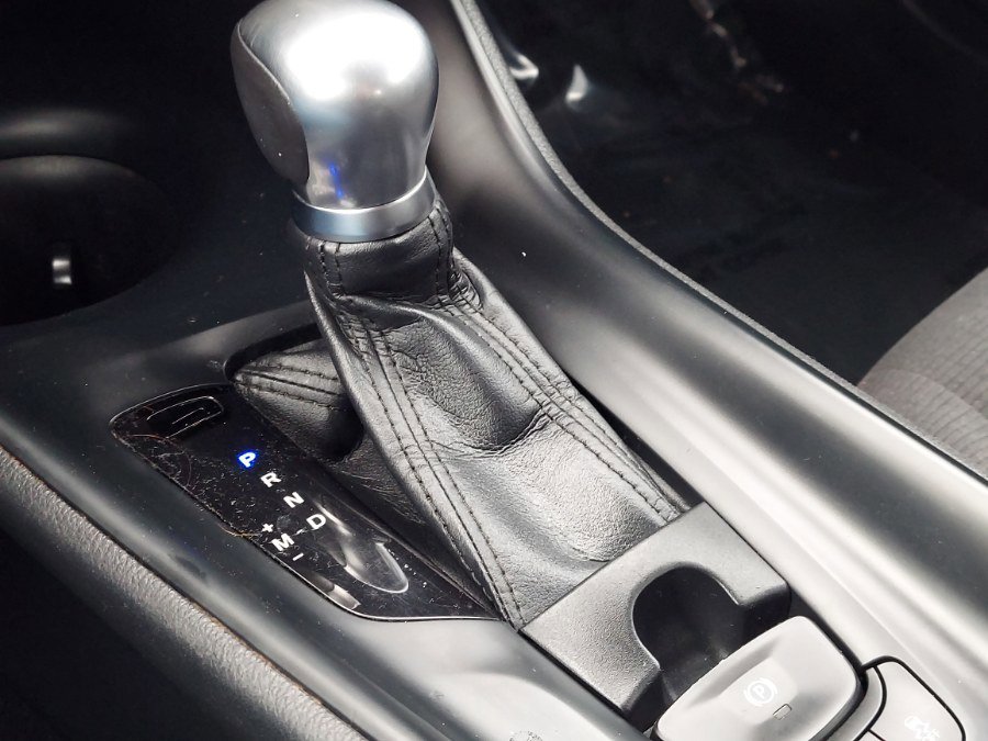 Used 2018 Toyota C-HR image 14