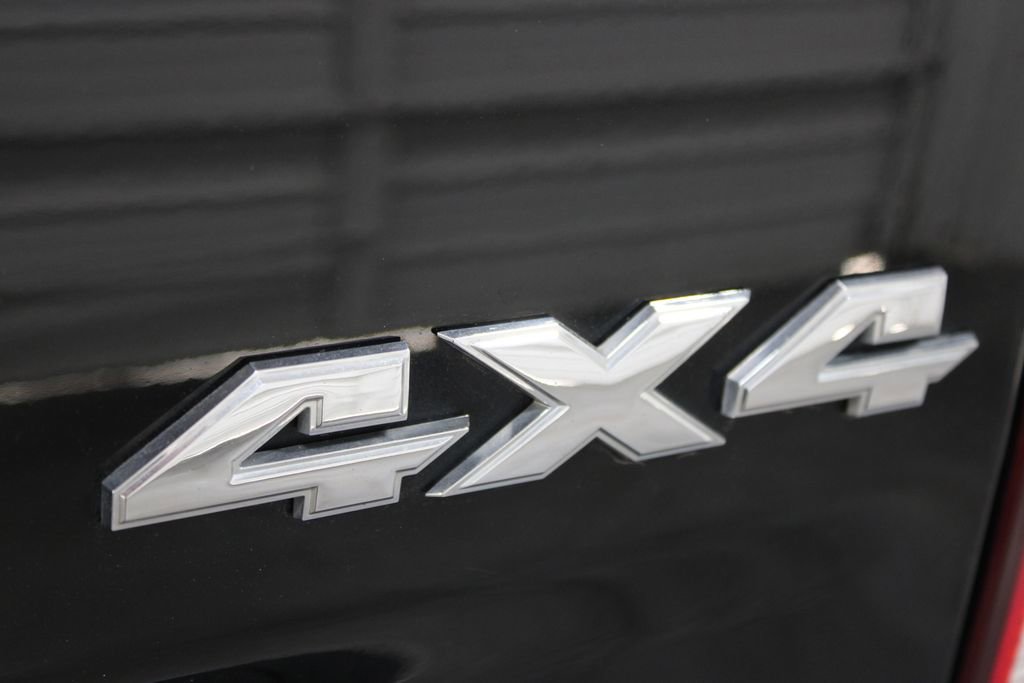 Used 2024 RAM 1500 Classic SLT image 24