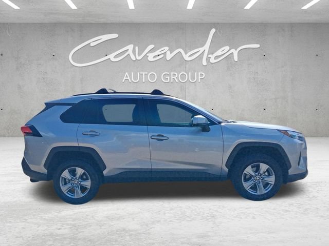 Used 2025 Toyota RAV4 XLE w/ Convenience Package FWD image 21