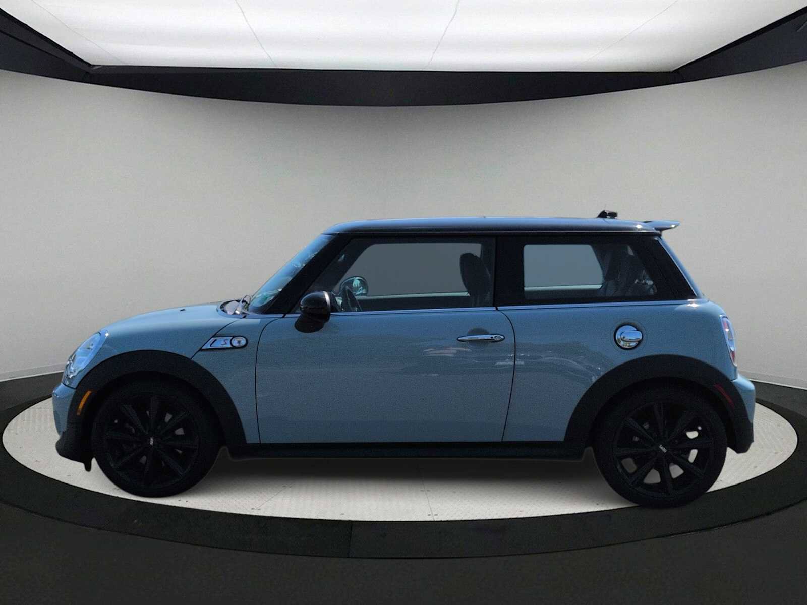 Used 2013 MINI Cooper S FWD image 5