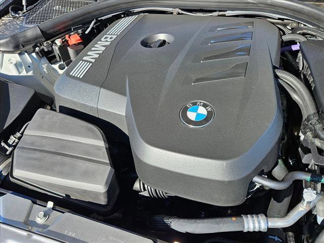 Used 2026 BMW 330i Sedan w/ M Sport Package image 17