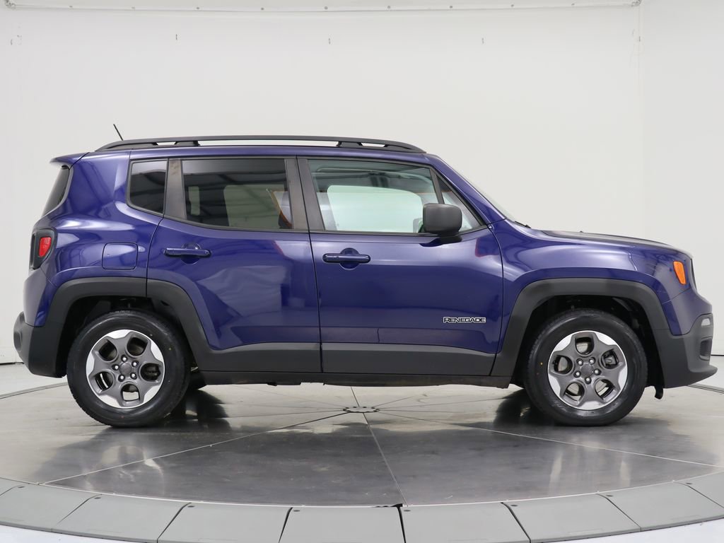 Used 2016 Jeep Renegade Sport w/ Power & Air Group FWD image 6